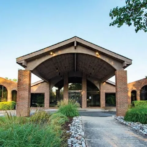449 North Wendover Road, Charlotte, North Carolina