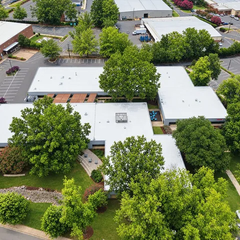 77 Center Drive, Charlotte, North Carolina, photo 3